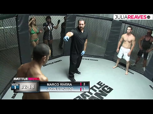 ❤️ Ultimate Fighter-ek zenbakizko neska bat izorratzen du ringean borroka baten ondoren ️ Sluts gugan ❤