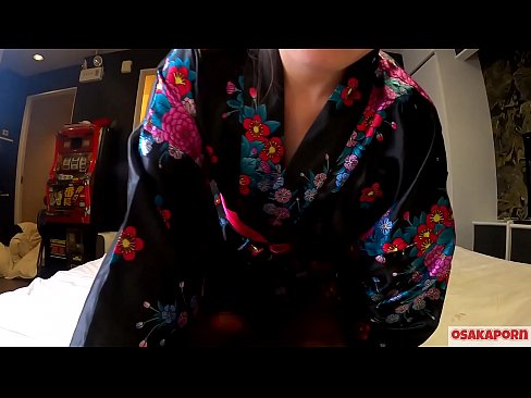❤️ Neska cosplay gazteak sexua orgasma arte maite du zaldizko emakume baten zorrotada batekin eta putzarekin. Japoniako jantzi tradizionalarekin, puxi iletsua eta titi ederrak dituen neska asiarra, afizionatuen bideoan, jostailu putzekin masturbazioa erakusten duena. Sakura 3 OSAKAPORN. ️ Sluts gugan ❤